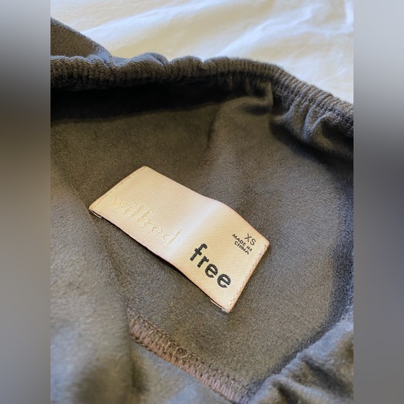 Aritzia Wilfred Free Daria Pant - Suede Legging - Picture 2 of 3